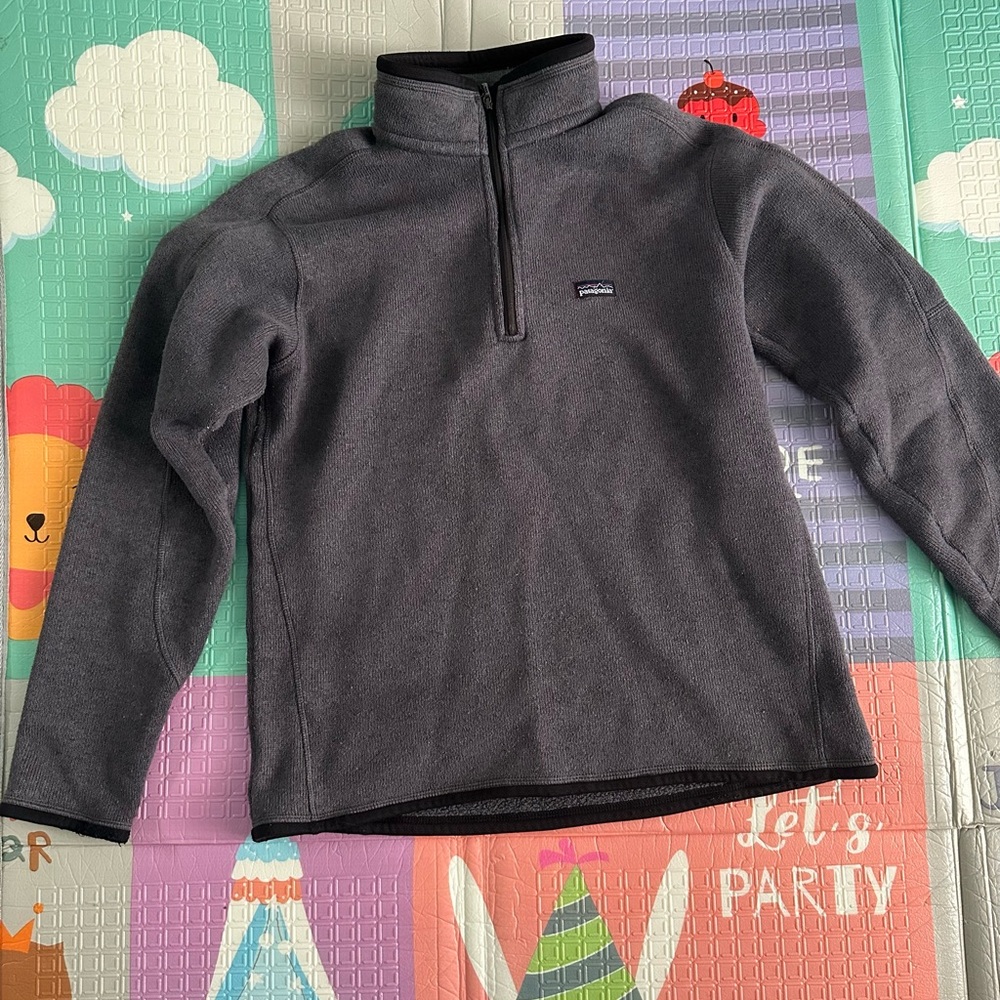 Patagonia Women's Gray Fleece Sweater